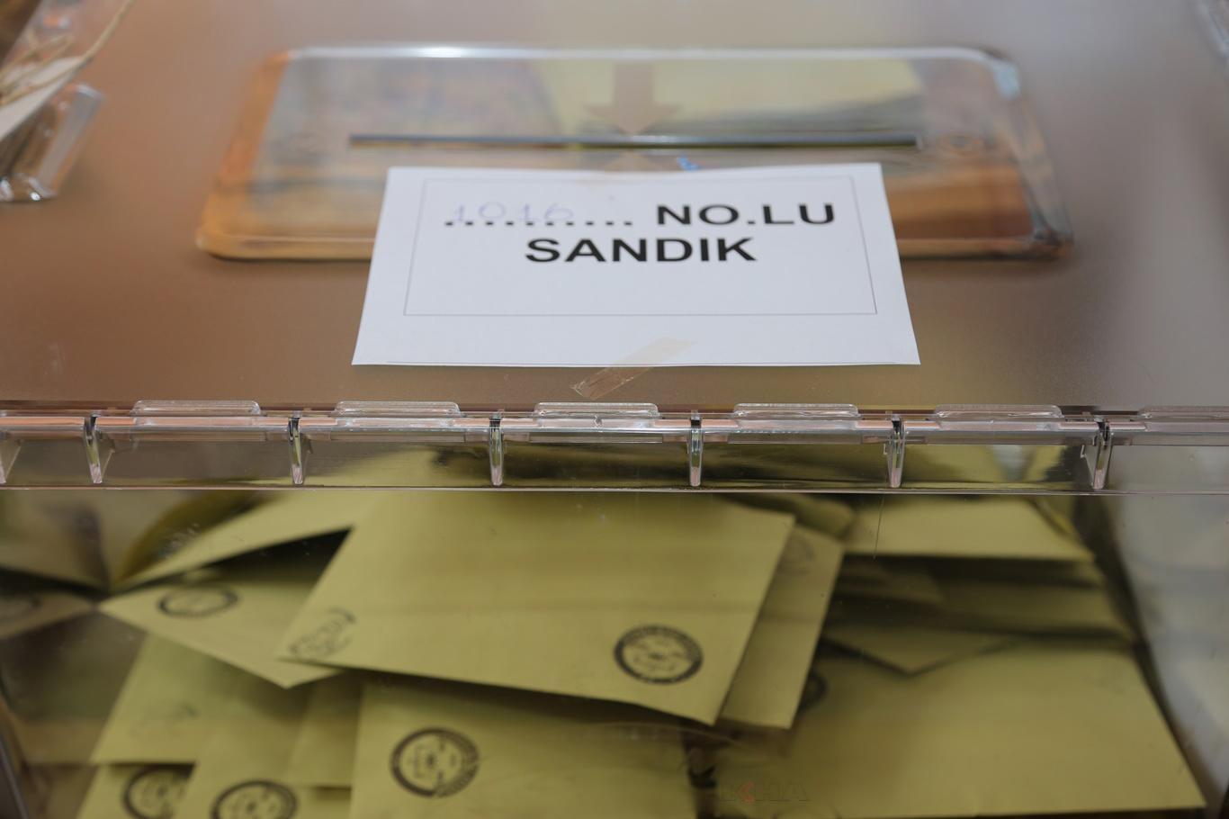 İstanbul İl Seçim Kurulu'ndan yeniden sayım kararı İstanbul İl Seçim Kurulu'ndan yeniden sayım kararı